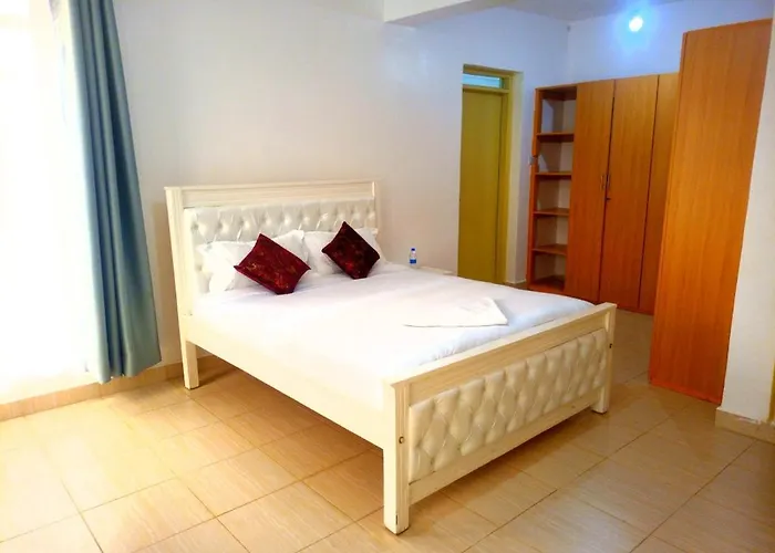 The Lake Breeze Airbnb Naivasha