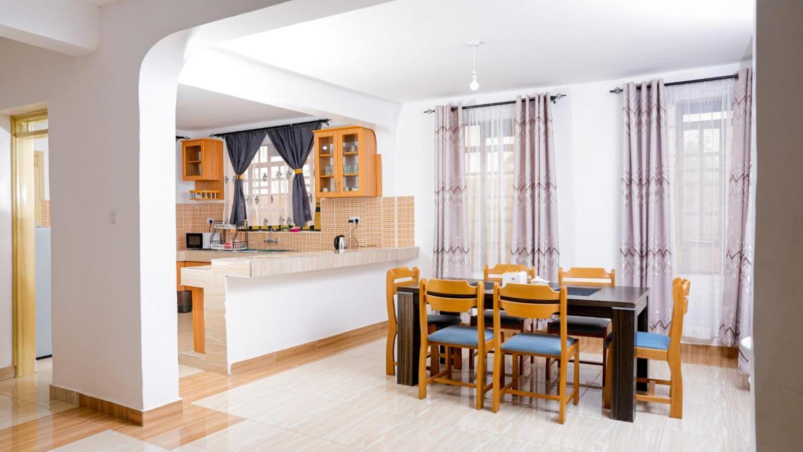 The Breeze Airbnb Apartment Naivasha