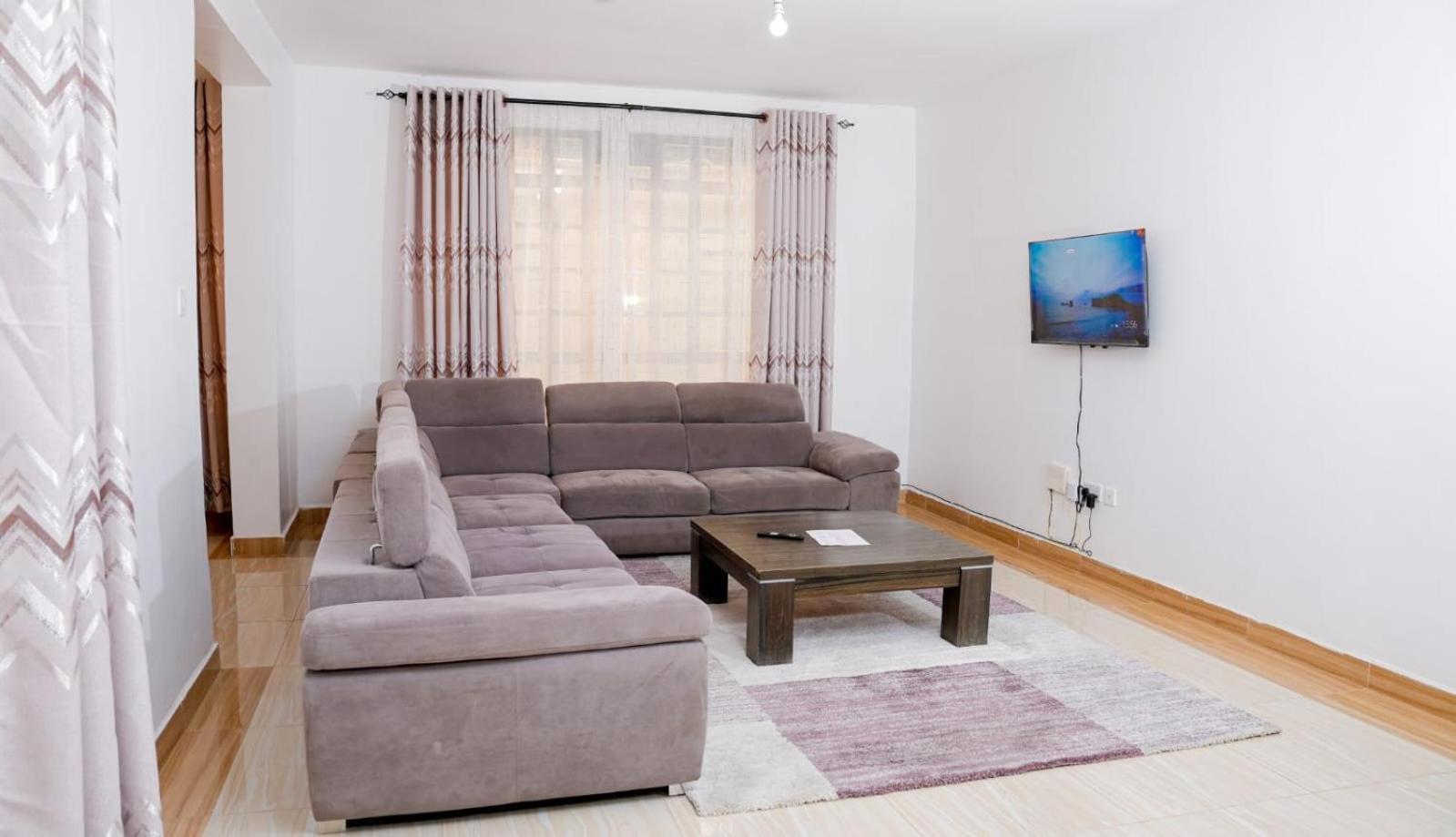 The Breeze Airbnb * Naivasha
